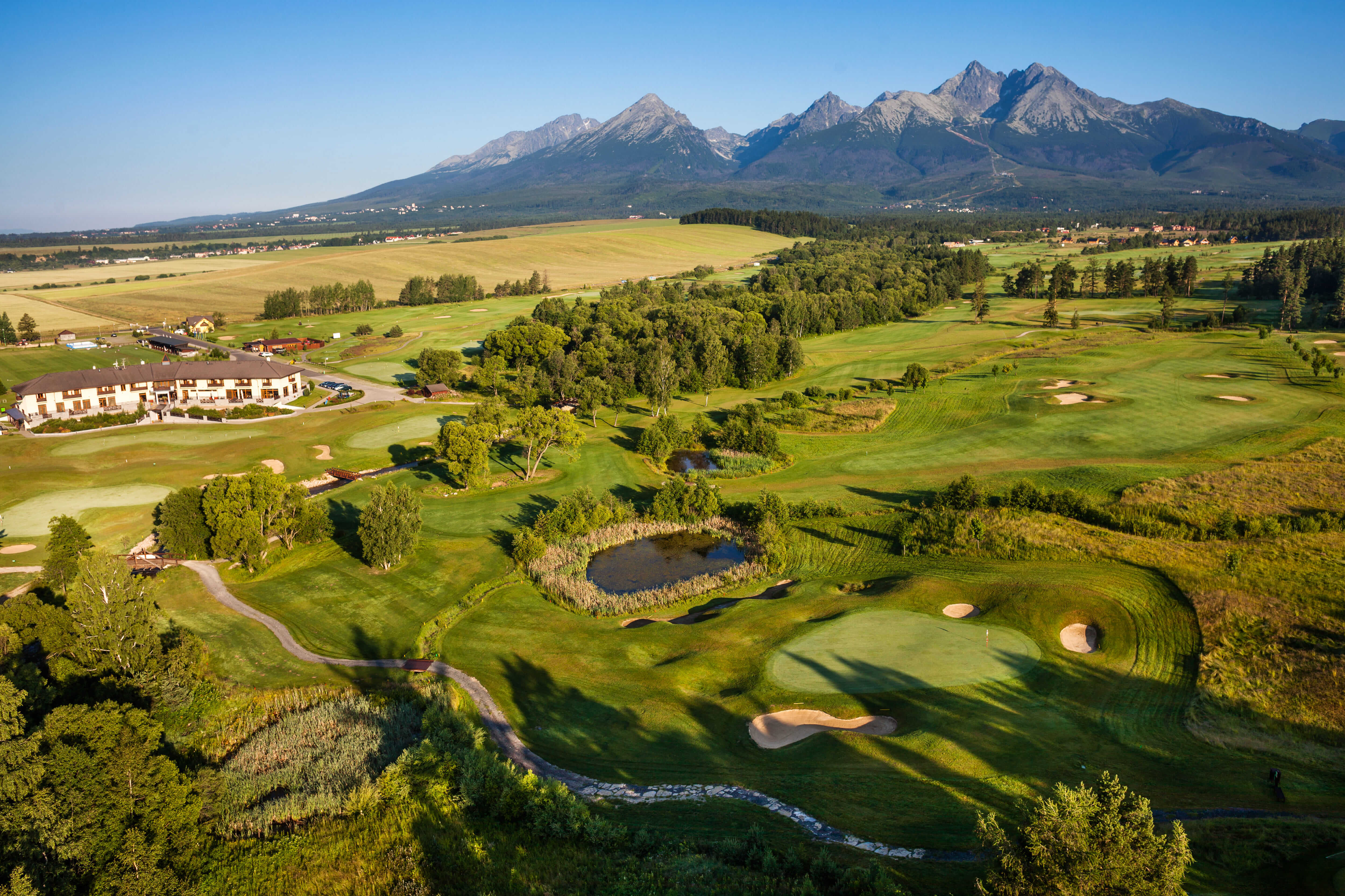 Black Stork Golf Resort